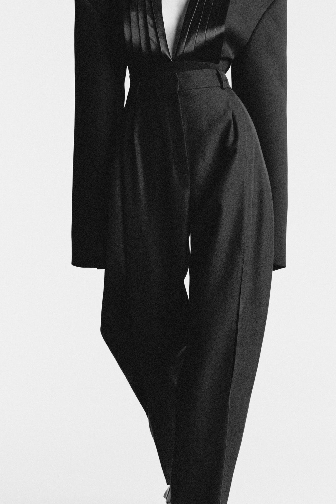 Homepage | Luxury Womenswear | A.W.A.K.E. MODE