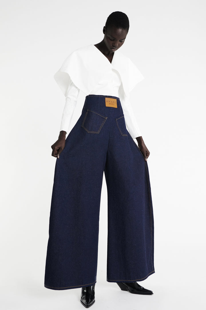 Rounded Back To Front Jeans Indigo Rinse Wash