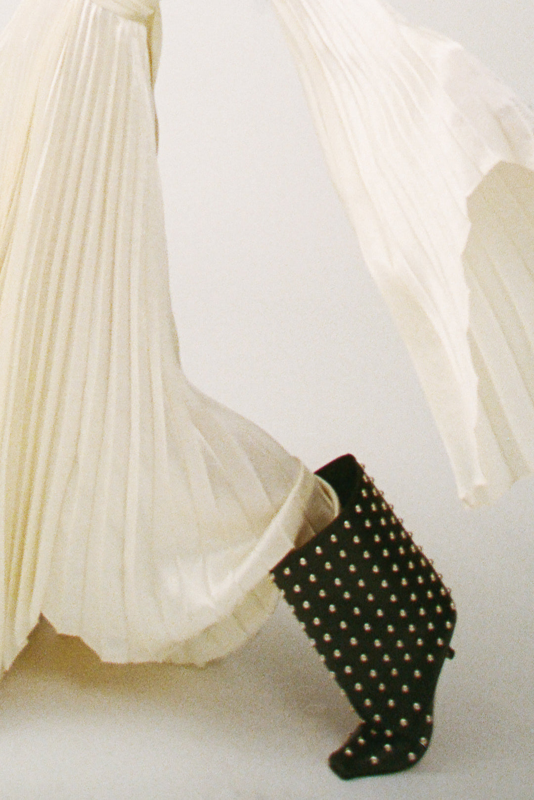 Dana Rock Kitten Heel Cylinder Boot Black Silver