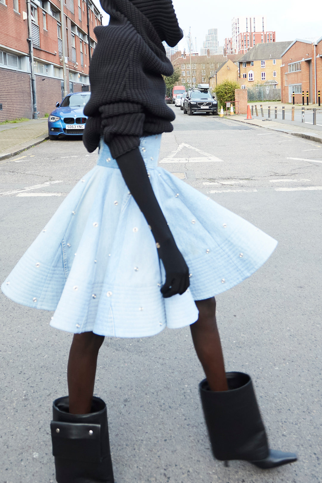 Dana Tasca Kitten Heel Cylinder Boot Pocket Black