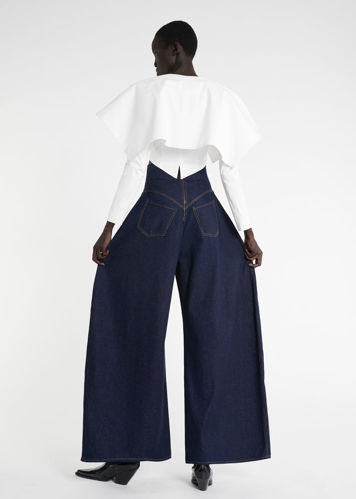 Rounded Back To Front Jeans Indigo Rinse Wash