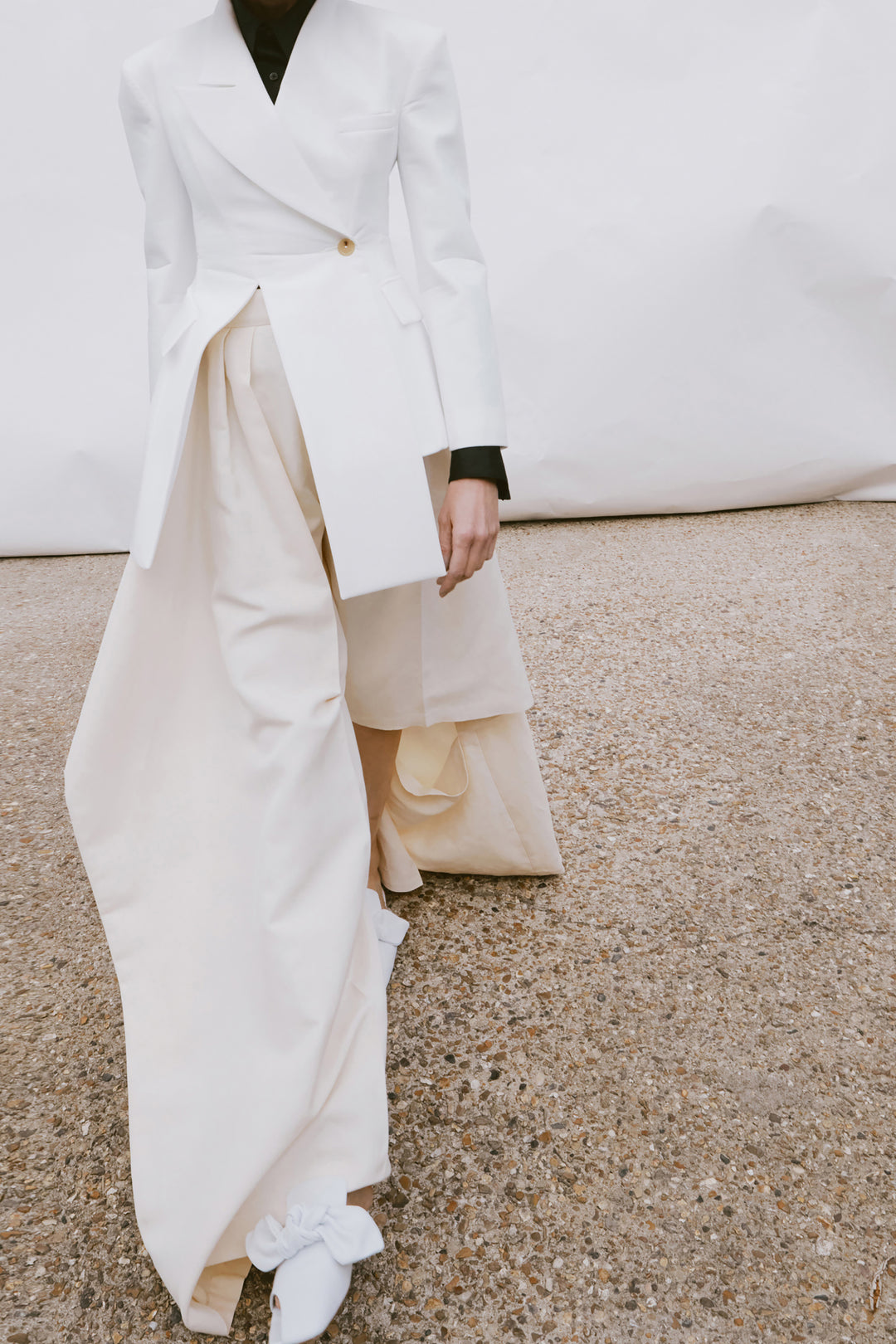 Asymmetric Volume-Contrast Jacket White