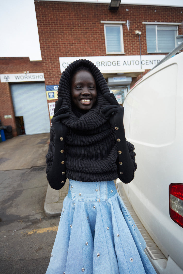 Knit Snood Top With Gloves Black