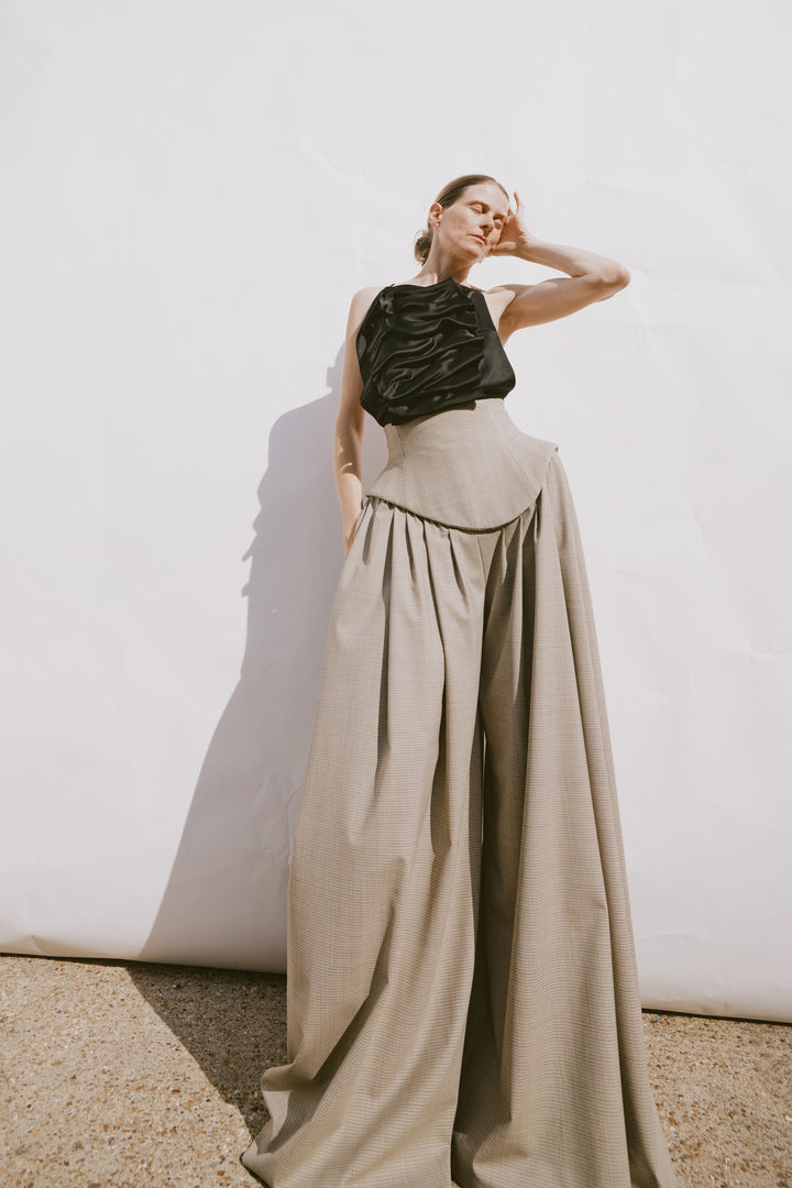 Open Back Bib-Front Top Black