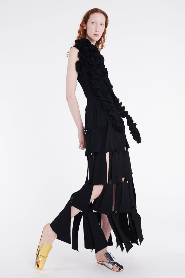 Knitted Fitted Top With Ruffle Black
