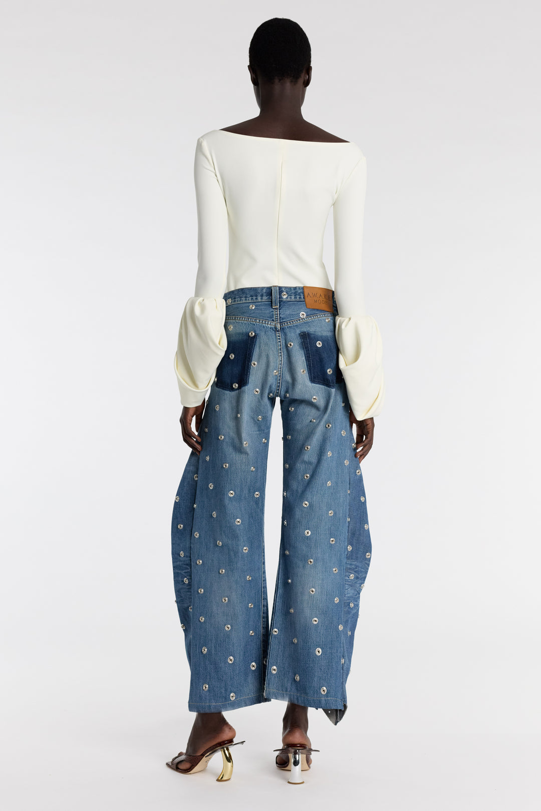 Top With Square Decollete And Puff Cuffs Ivory