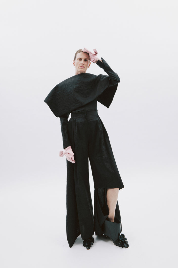 Asymmetric Oversized Collar Top Black