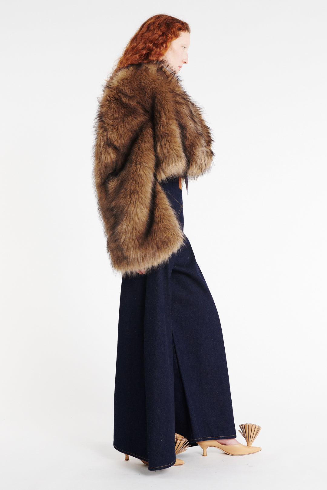 Rounded Sleeve Cropped Faux Fur Jacket Brown