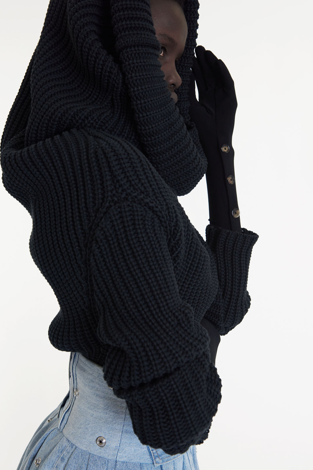 Knit Snood Top With Gloves Black