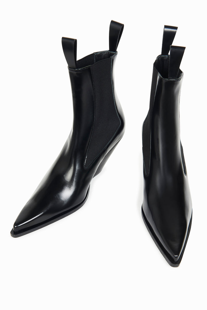 Gabriel Sister Boot Black