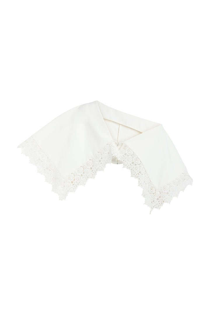 Lace Trimmed Big Collar Top Off White