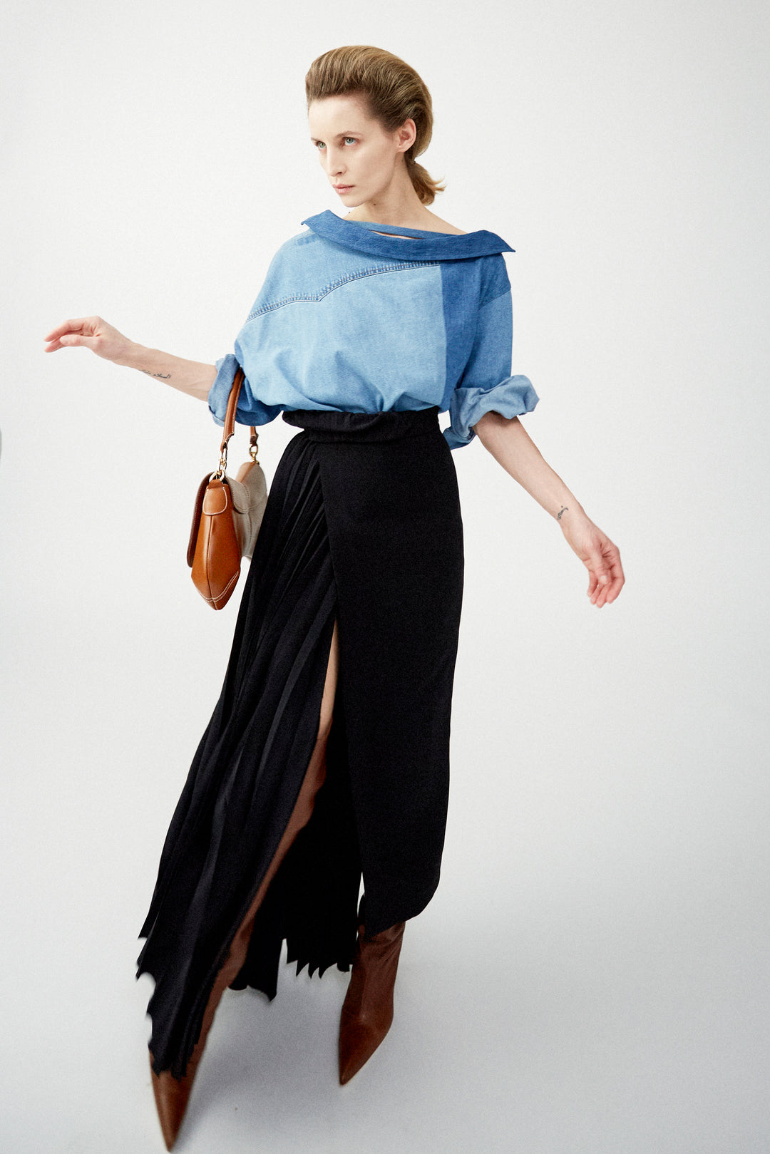 Skirt With Pleated Insert Black