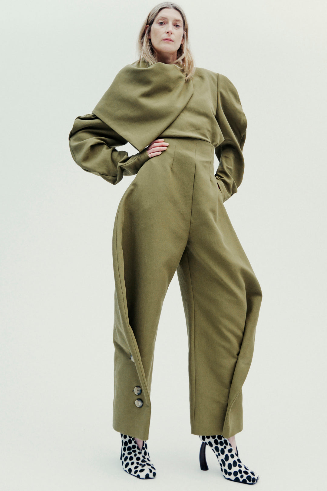 High Rise Rounded Pant Khaki Green