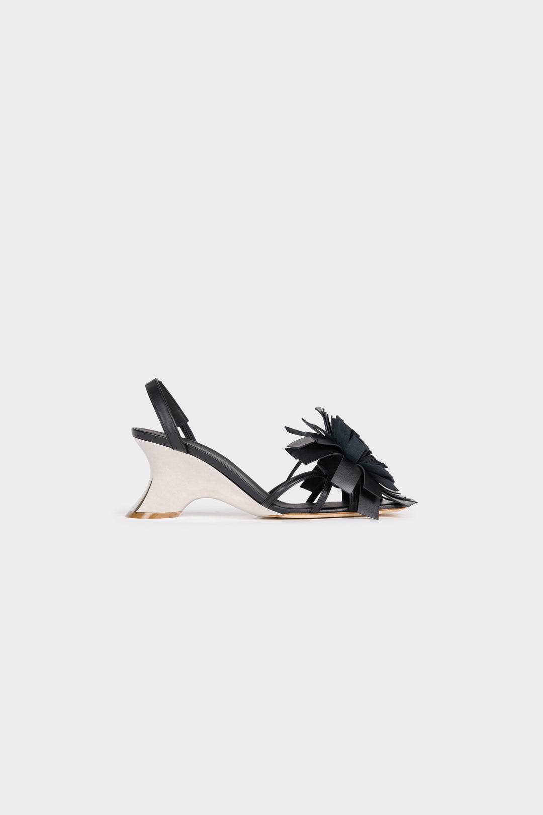 Linda Shoes With Pom-Poms Black Silver Gold