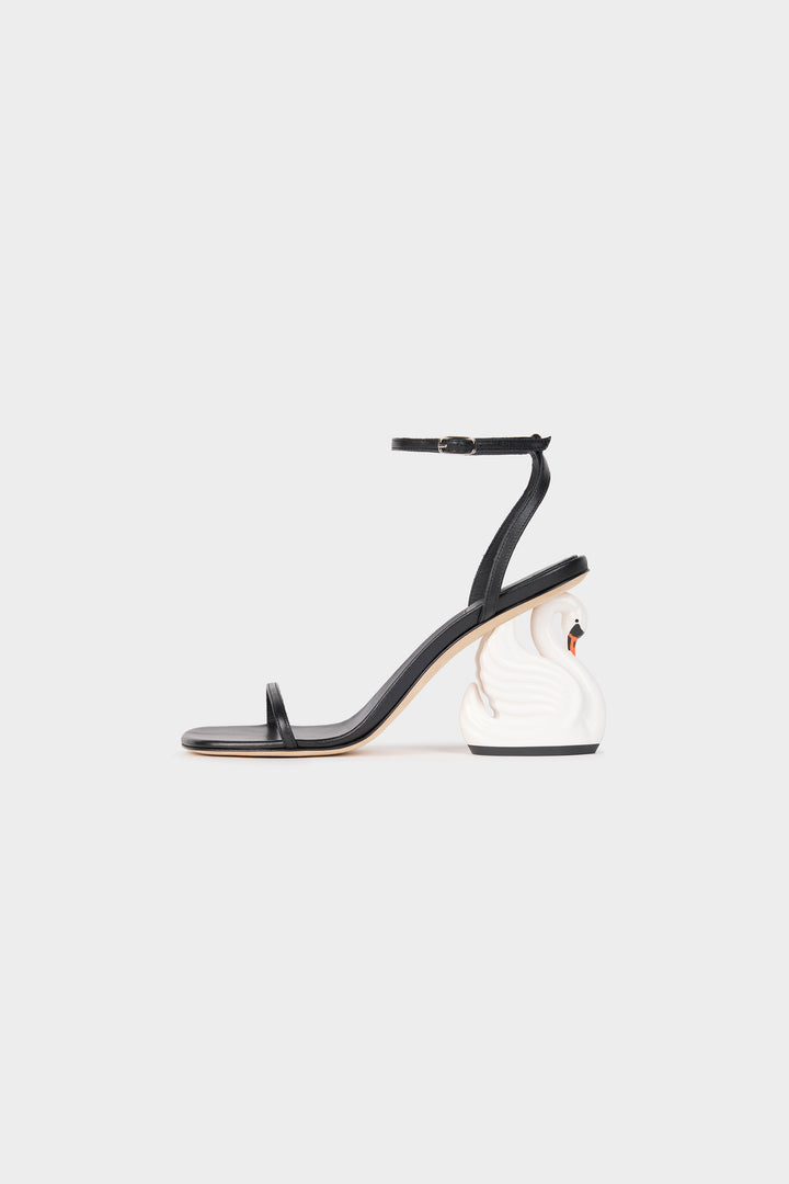 Beta Shoes With Swan Heel Black White