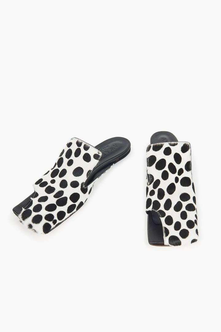 Tim Mule Black White