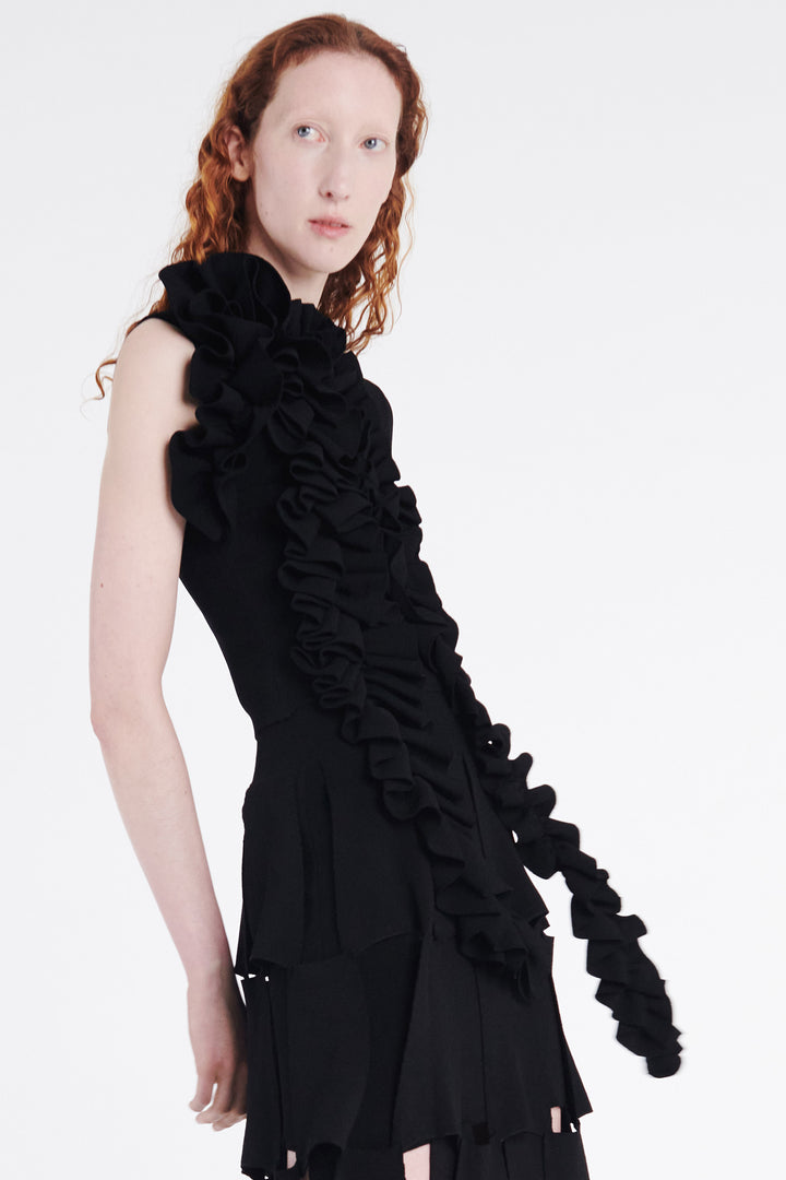 Knitted Fitted Top With Ruffle Black