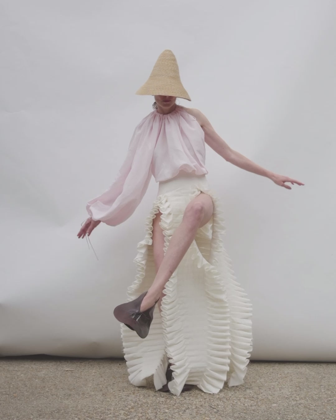 One-Sleeve Voluminous Top Pale Pink