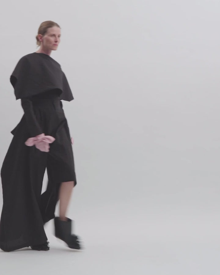 Asymmetric Oversized Collar Top Black