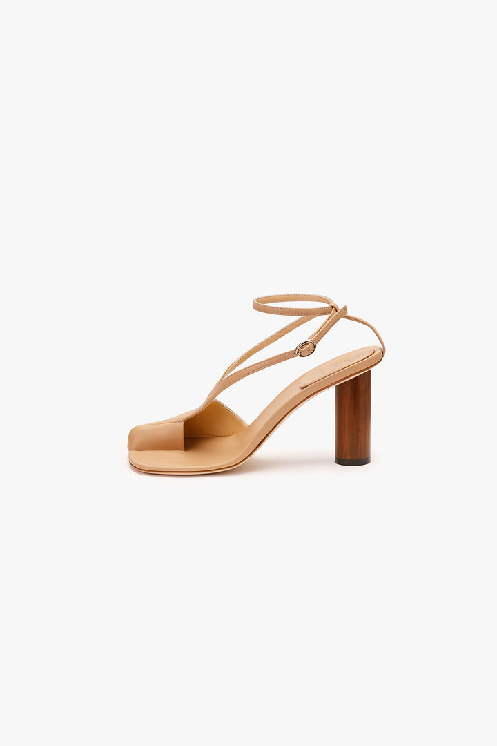 Asymmetric Christine Shoes Beige